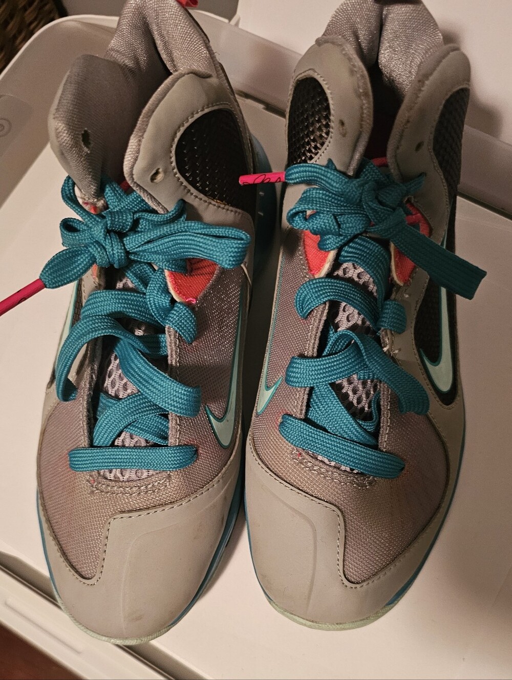 Nike Kids Gray Sneakers with Teal Laces and Teal Swoosh